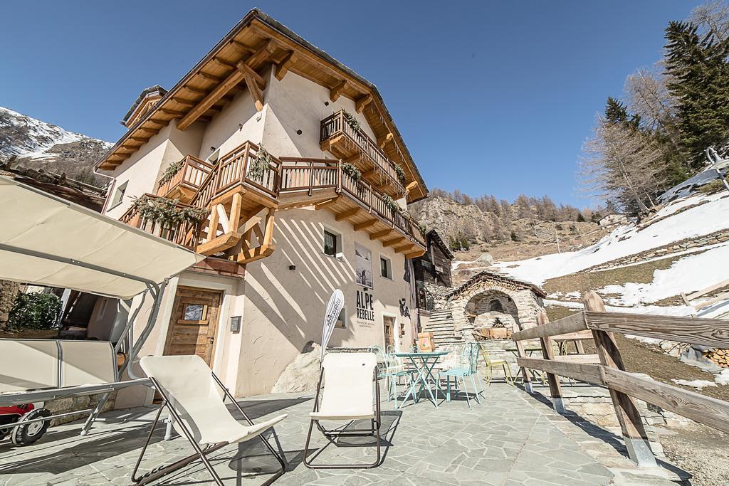 Alpe Rebelle Bed & Breakfast Bionaz Exterior photo